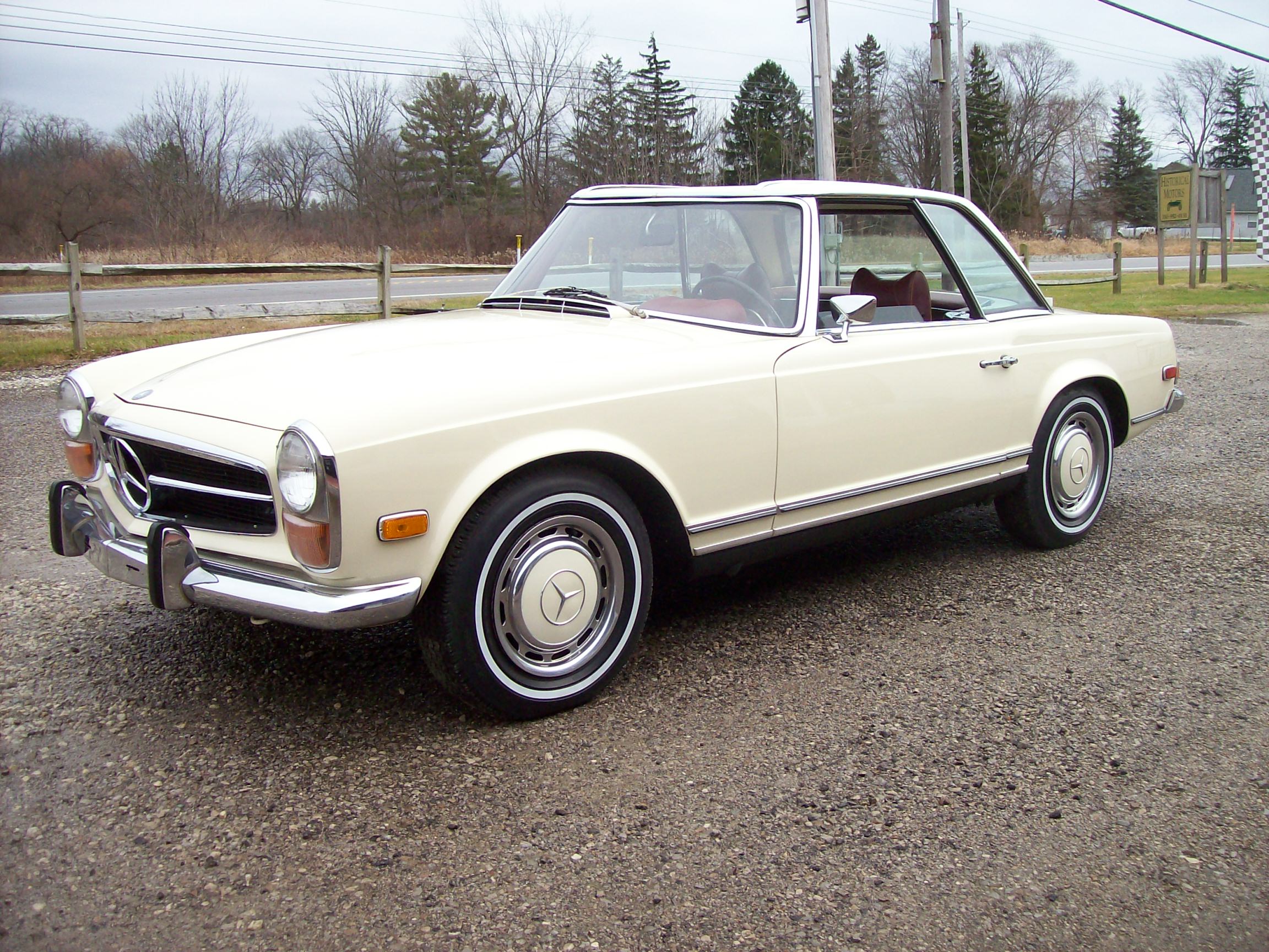1971 Mercedes 280sl — photo 1