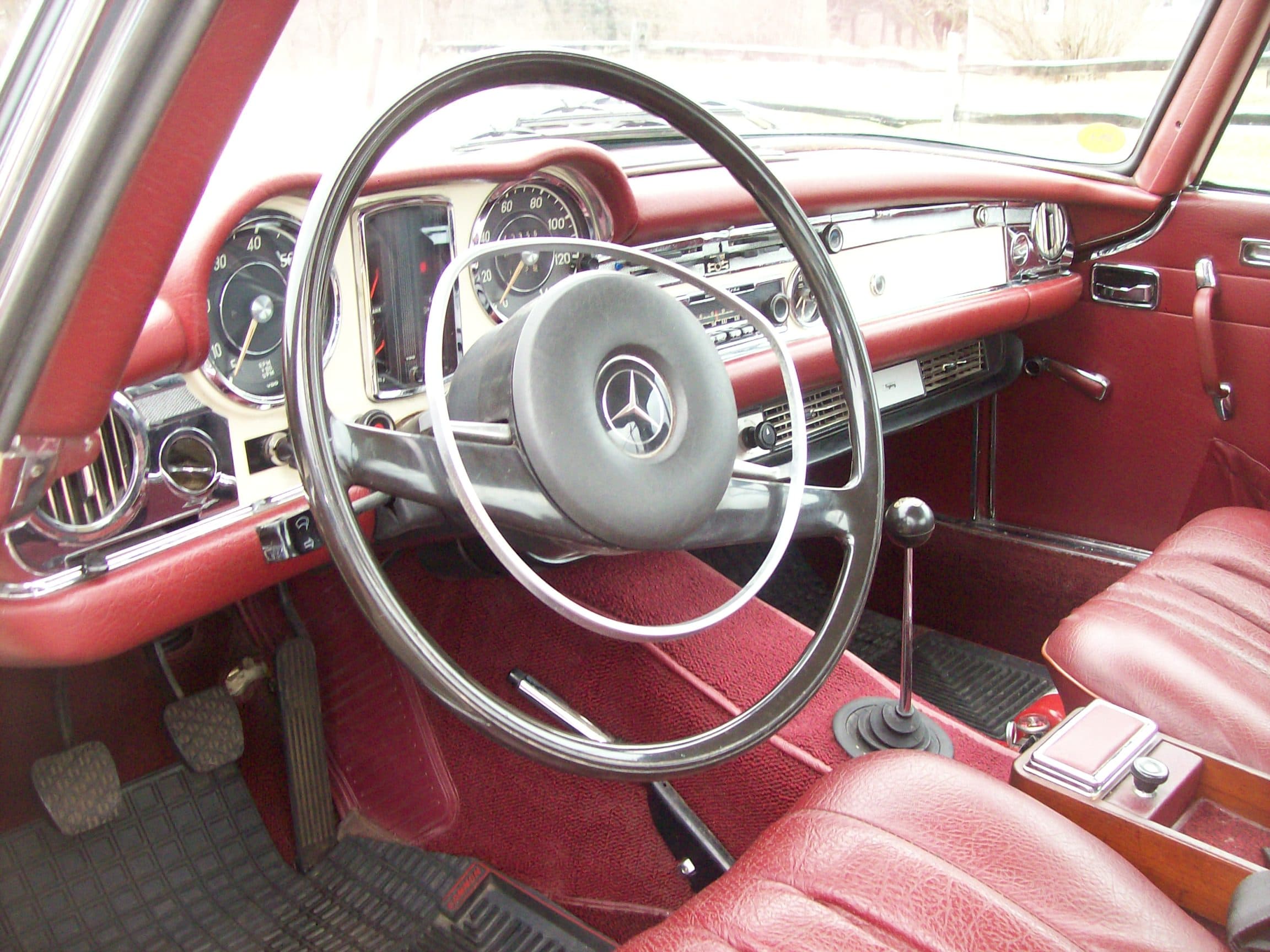 1971 Mercedes 280sl thumbnail 3
