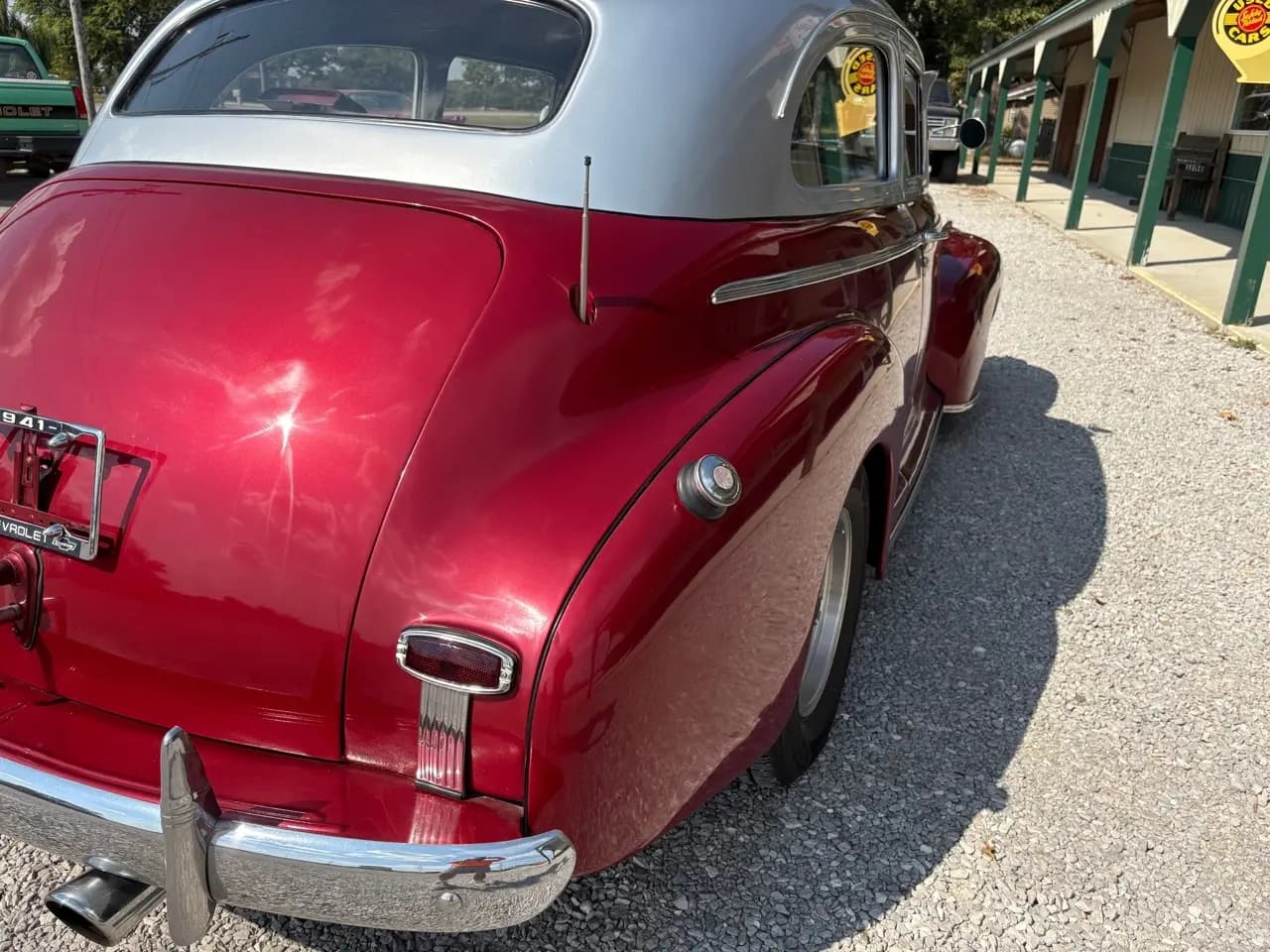 1941 Chevrolet Master Deluxe 2DR thumbnail 11