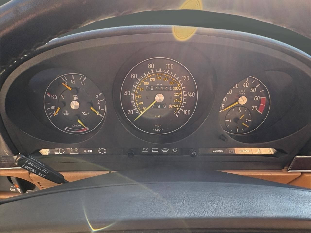 1987 Mercedes-Benz 560 SL Convertible thumbnail 13