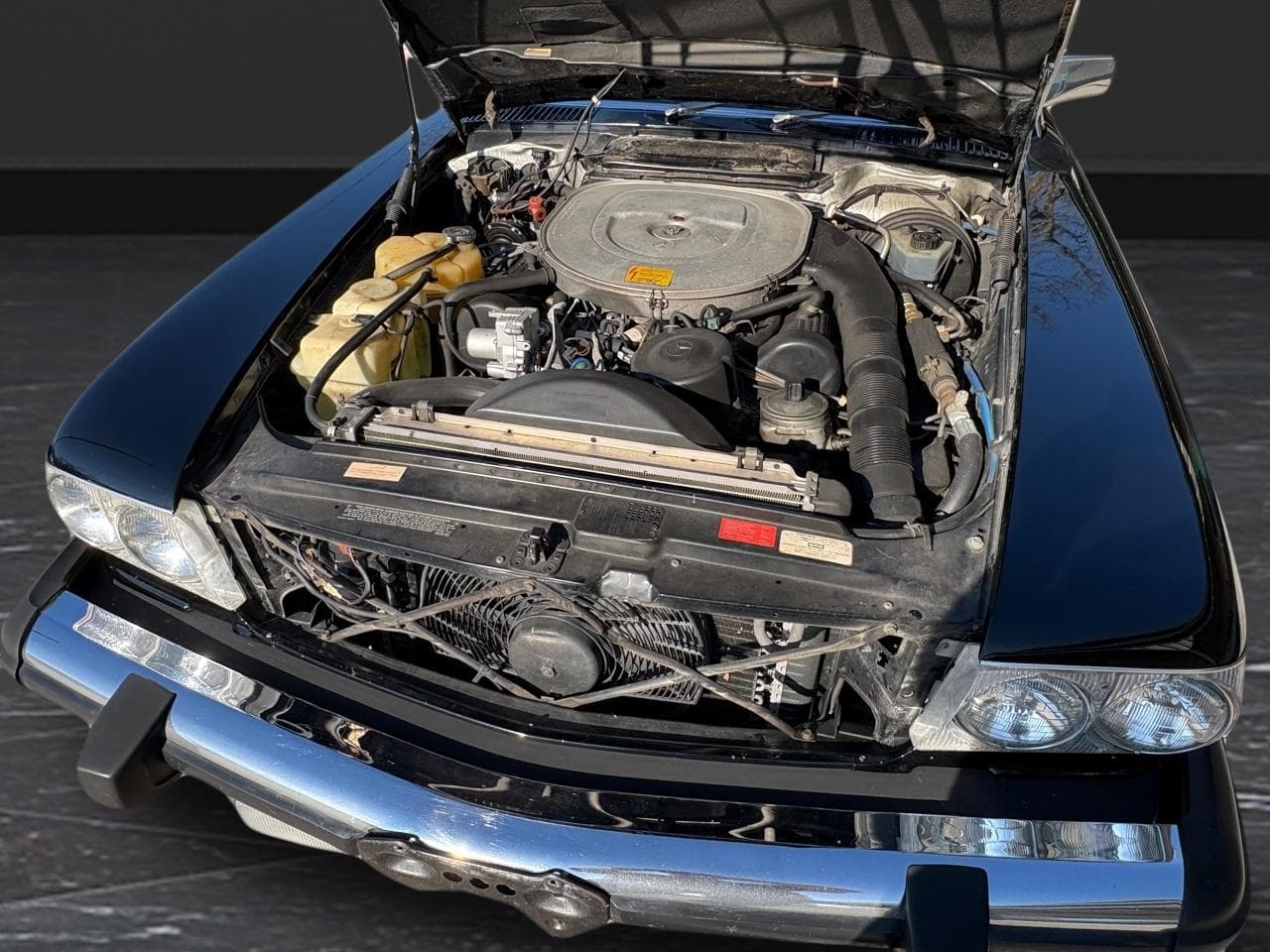 1987 Mercedes-Benz 560 SL Convertible thumbnail 22
