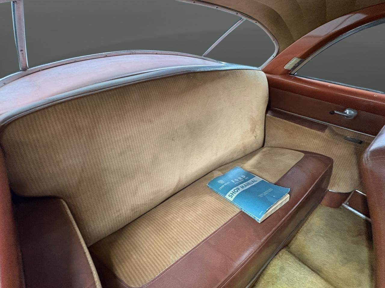 1951 Ford Victoria 2Dr Coupe thumbnail 11