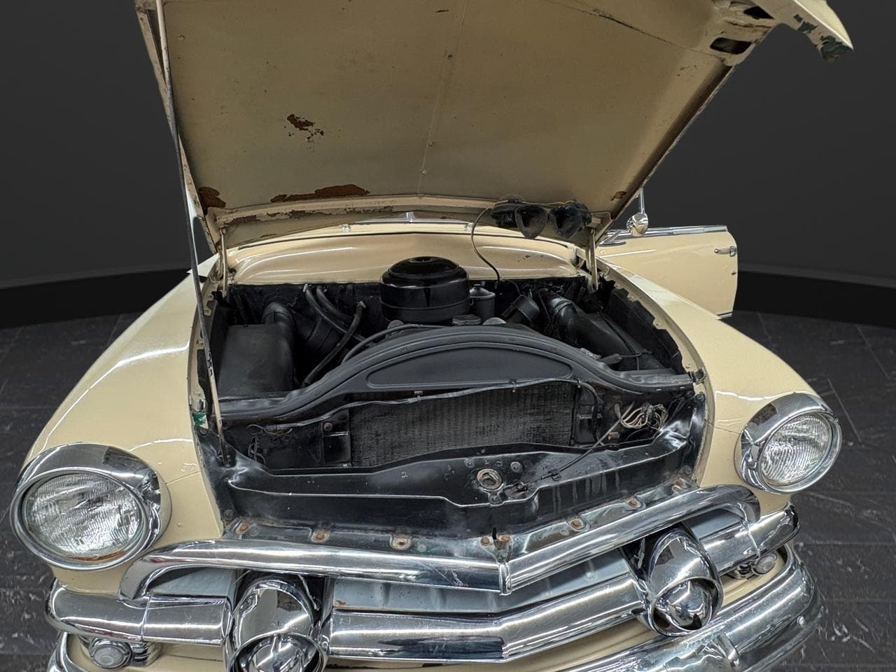 1951 Ford Victoria 2Dr Coupe thumbnail 16
