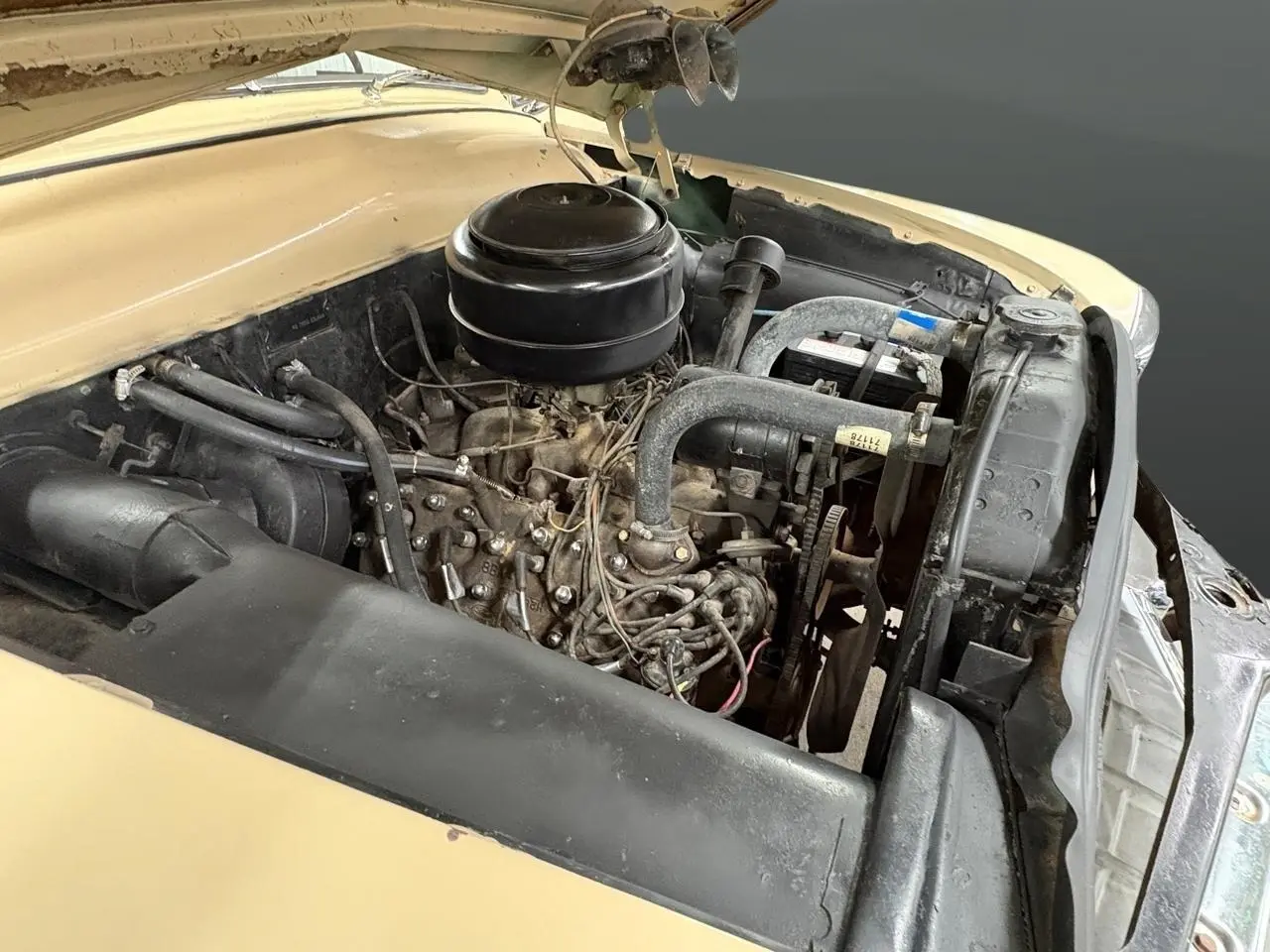 1951 Ford Victoria 2Dr Coupe thumbnail 12