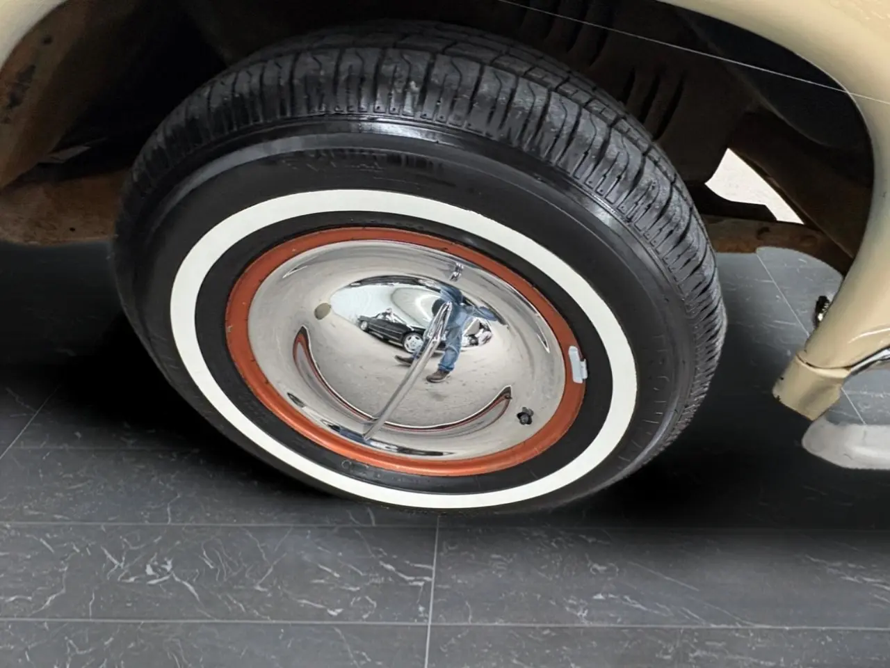 1951 Ford Victoria 2Dr Coupe — photo 30