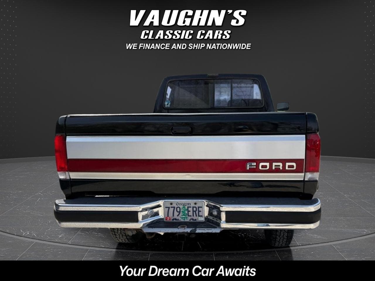 1989 Ford F-250 HD Reg Cab 133.0" WB 4WD thumbnail 4