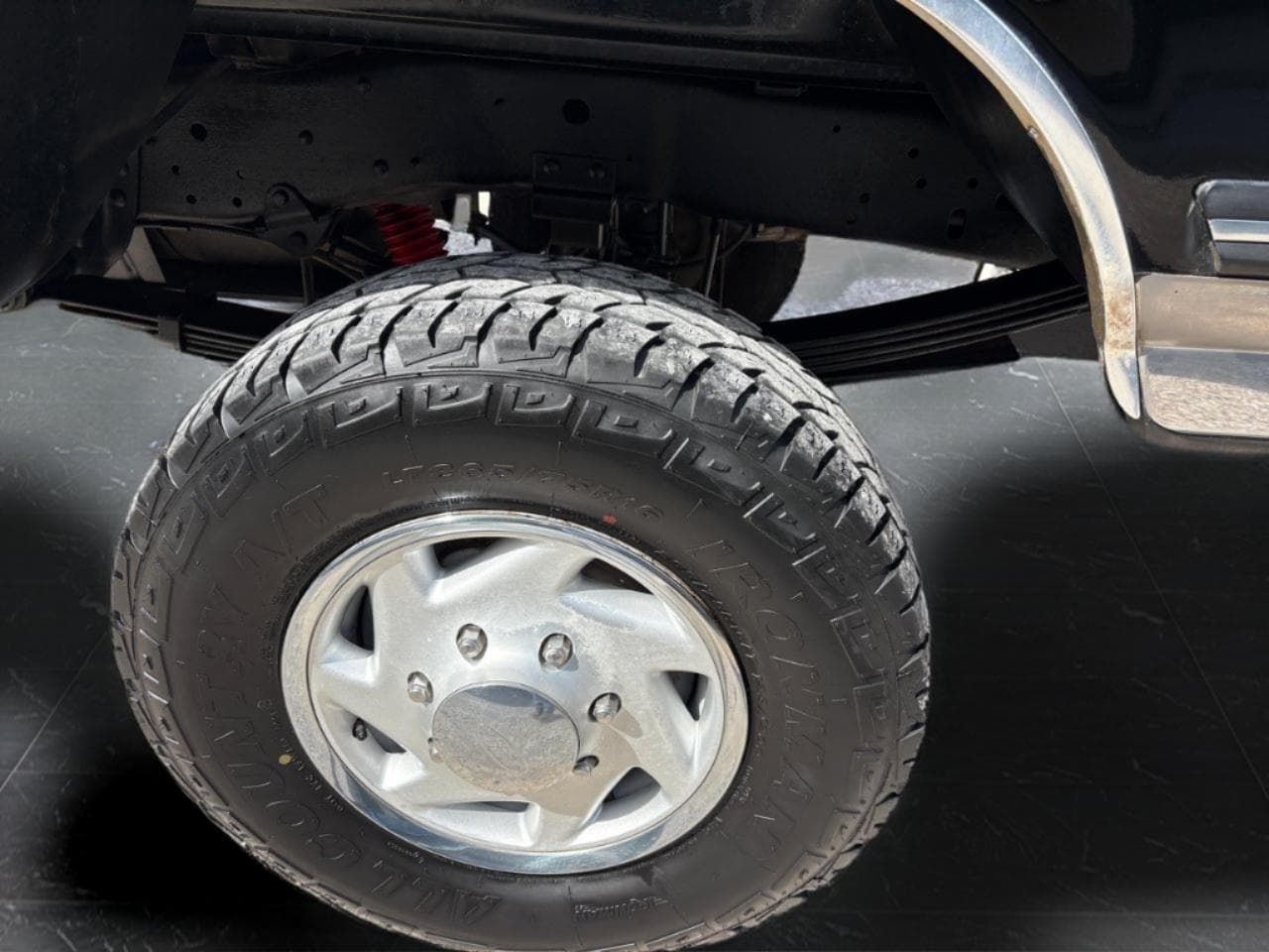 1989 Ford F-250 HD Reg Cab 133.0" WB 4WD thumbnail 10