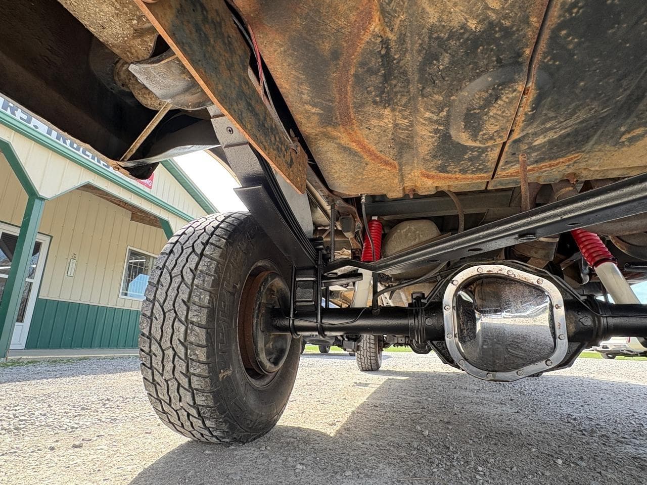 1989 Ford F-250 HD Reg Cab 133.0" WB 4WD thumbnail 27
