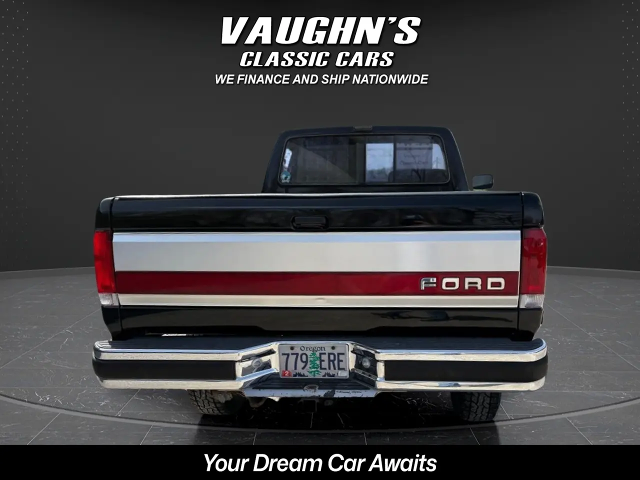 1989 Ford F-250 HD Reg Cab 133.0" WB 4WD thumbnail 4