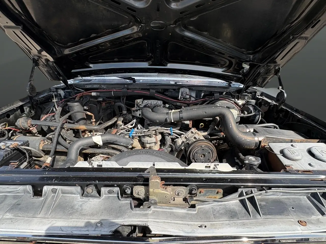 1989 Ford F-250 HD Reg Cab 133.0" WB 4WD thumbnail 20