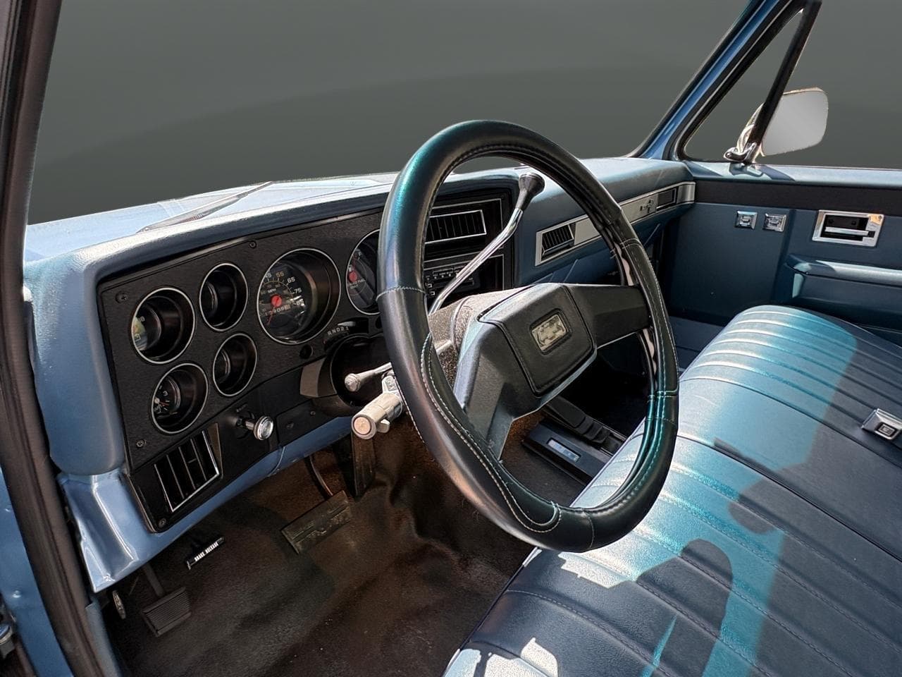 1984 Chevrolet C/K 20 Scottsdale Regular Cab 4WD thumbnail 23