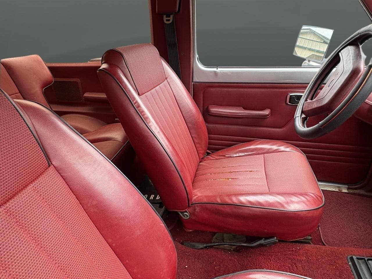 1985 Ford Bronco II 2dr Wagon 4WD thumbnail 14