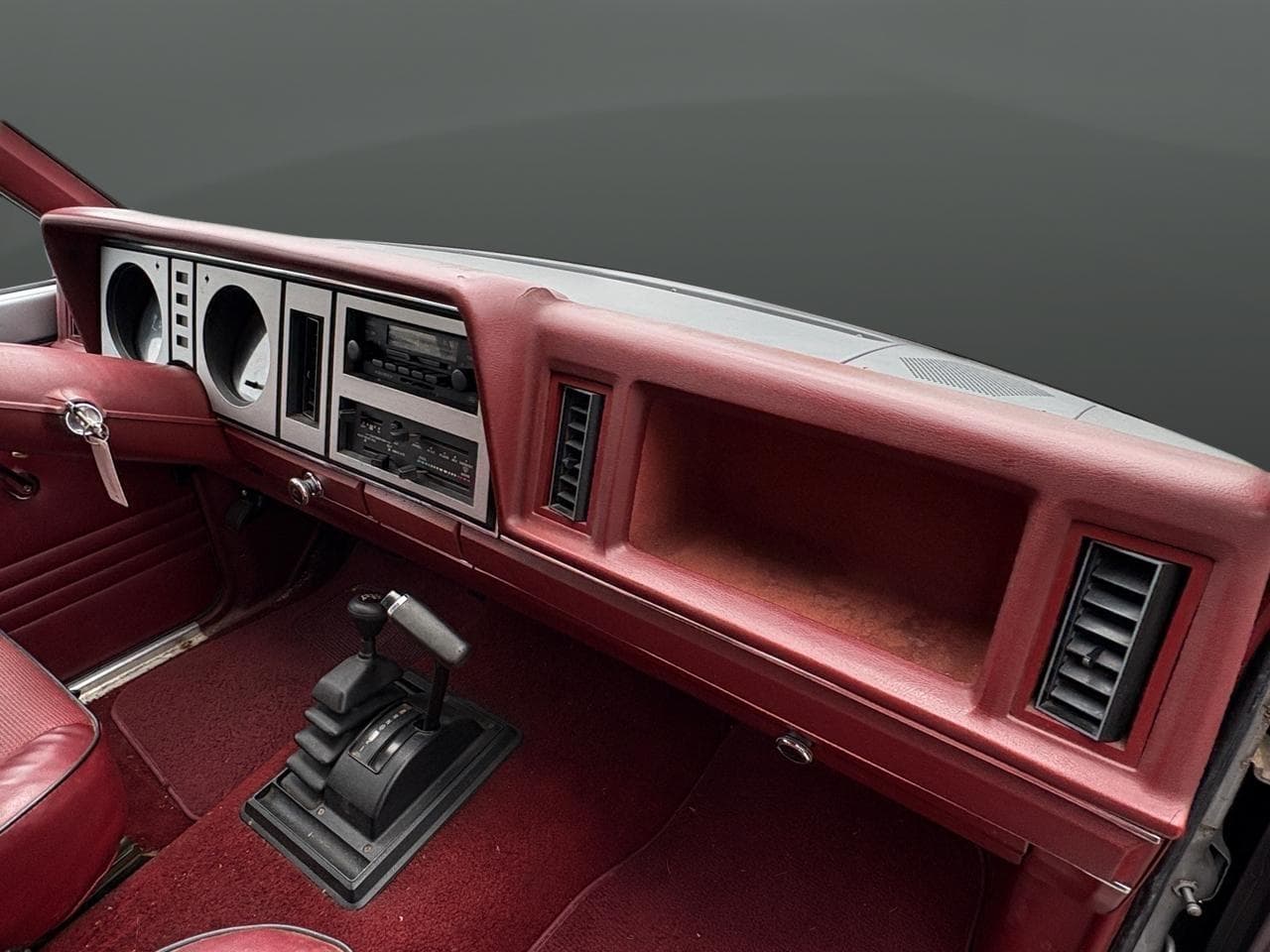 1985 Ford Bronco II 2dr Wagon 4WD thumbnail 17