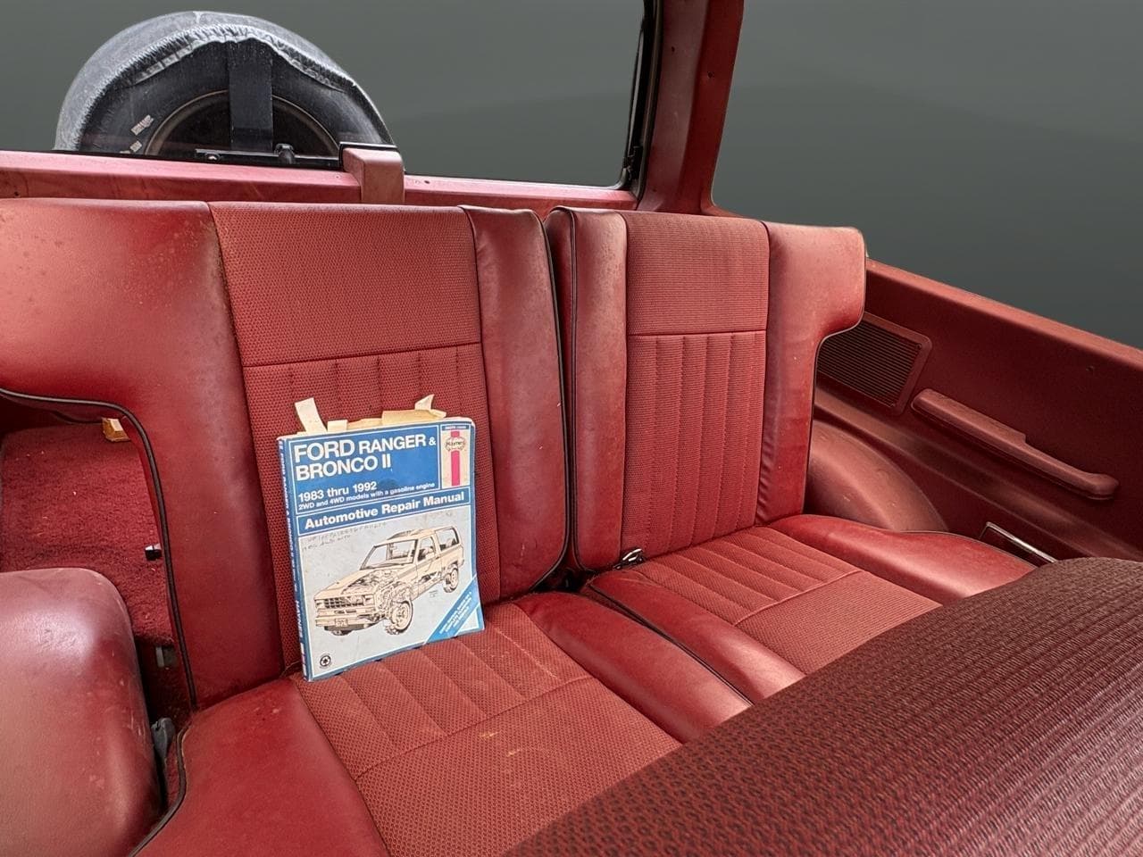 1985 Ford Bronco II 2dr Wagon 4WD thumbnail 18