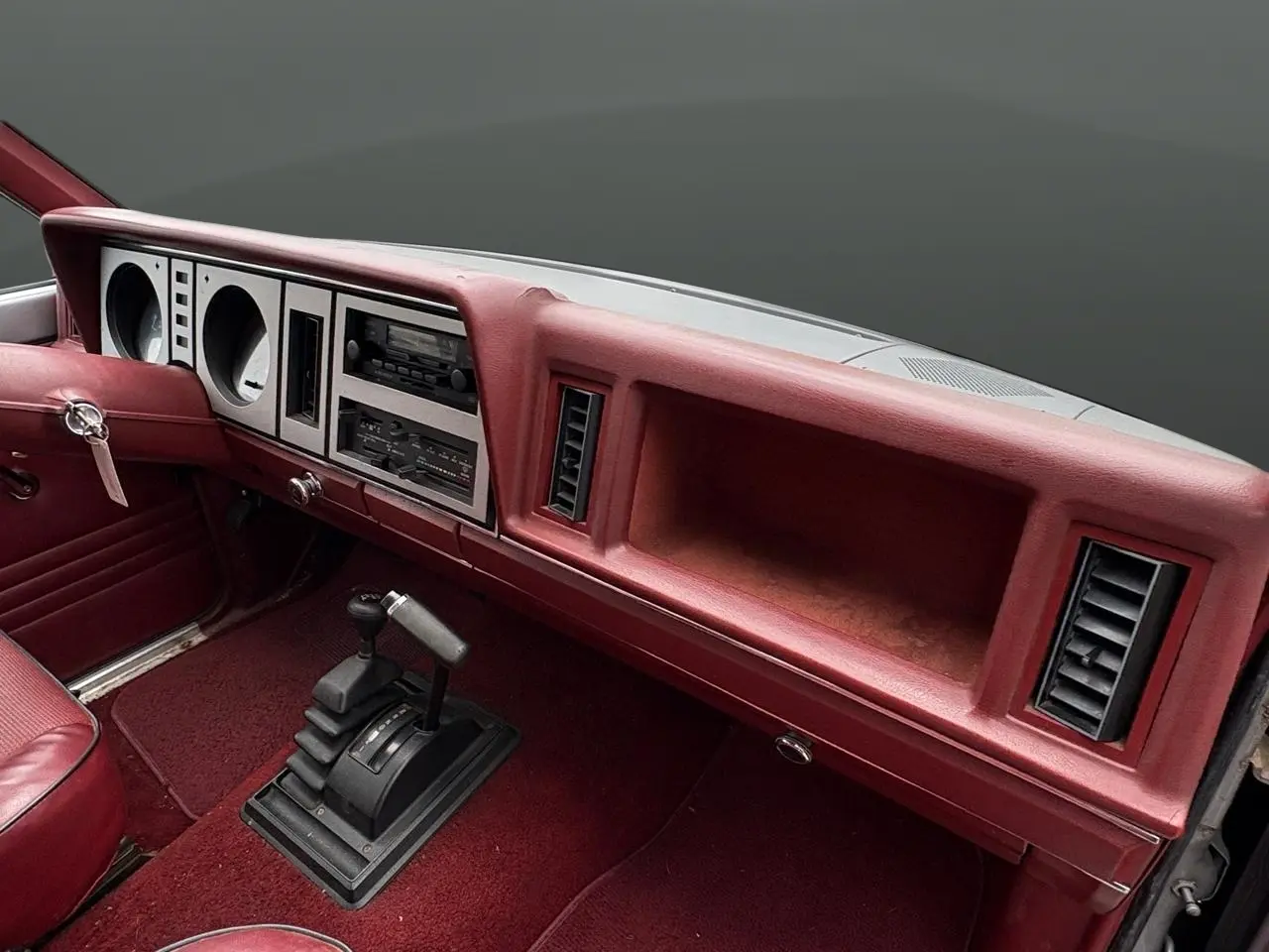 1985 Ford Bronco II 2dr Wagon 4WD thumbnail 17