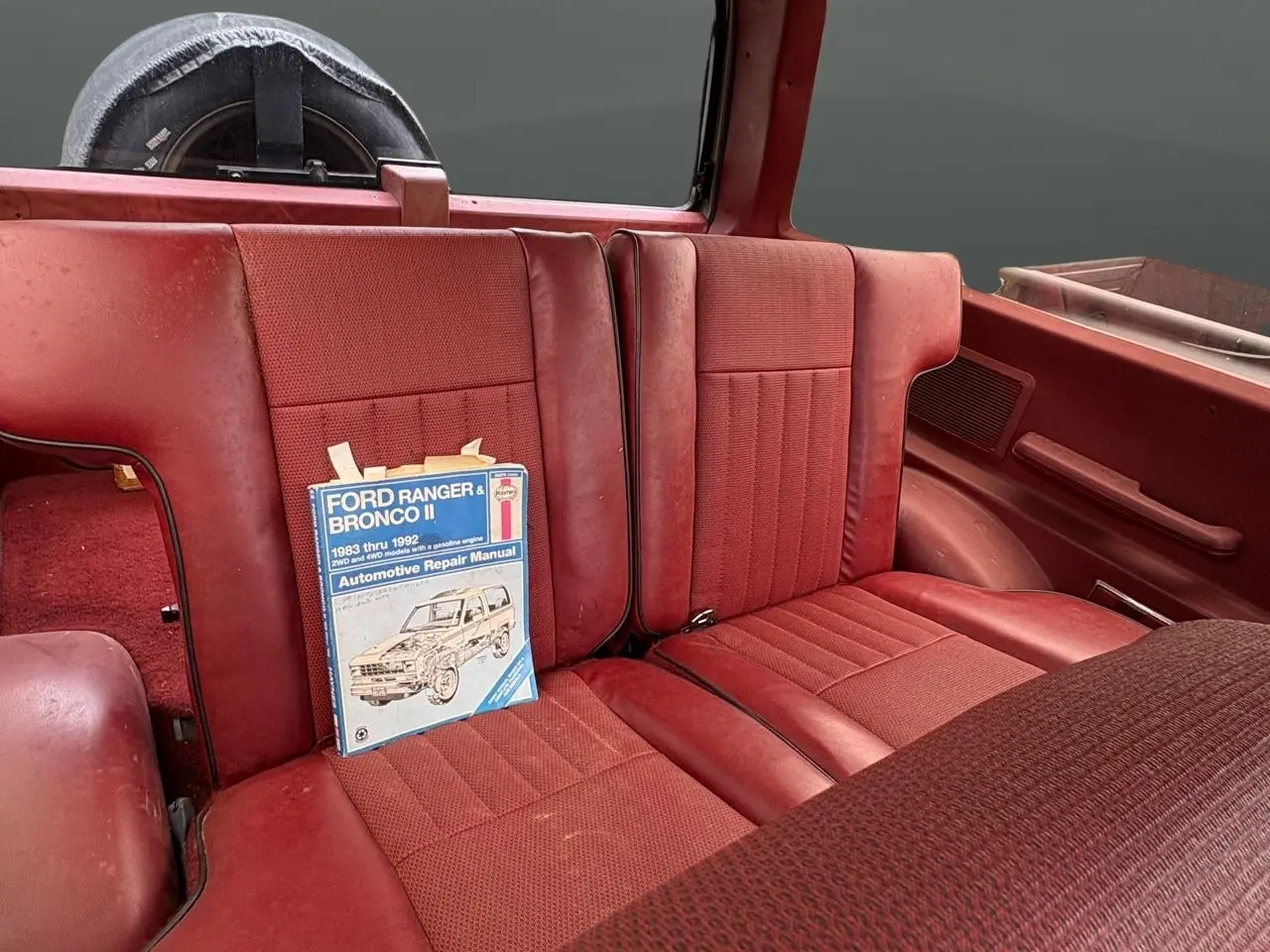 1985 Ford Bronco II 2dr Wagon 4WD thumbnail 18