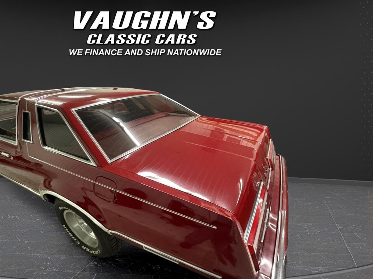 1977 Ford Thunderbird 2-Door thumbnail 13