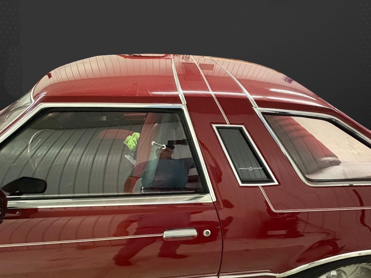 1977 Ford Thunderbird 2-Door thumbnail 17