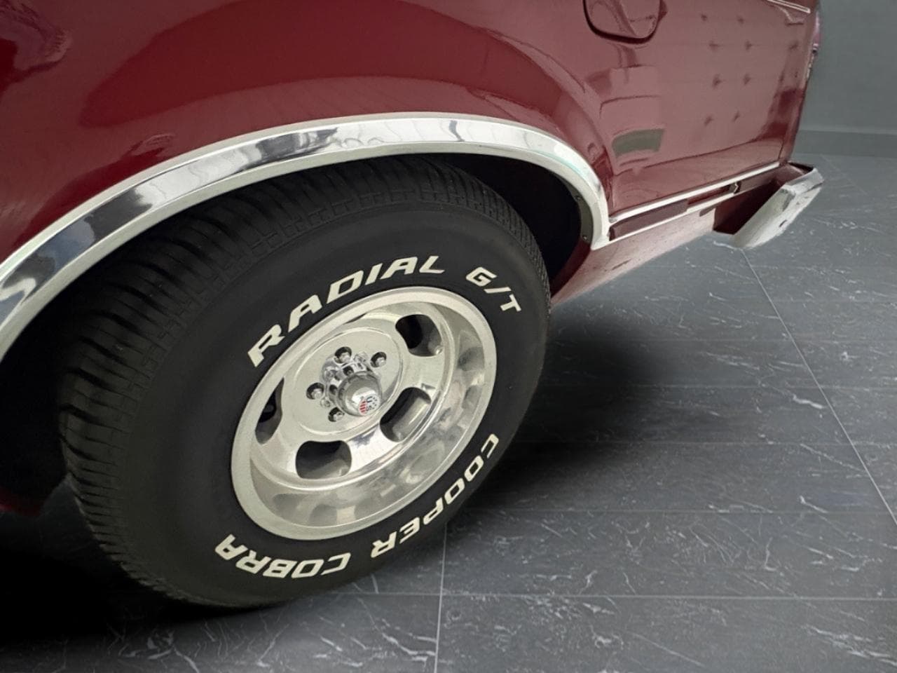 1977 Ford Thunderbird 2-Door thumbnail 18