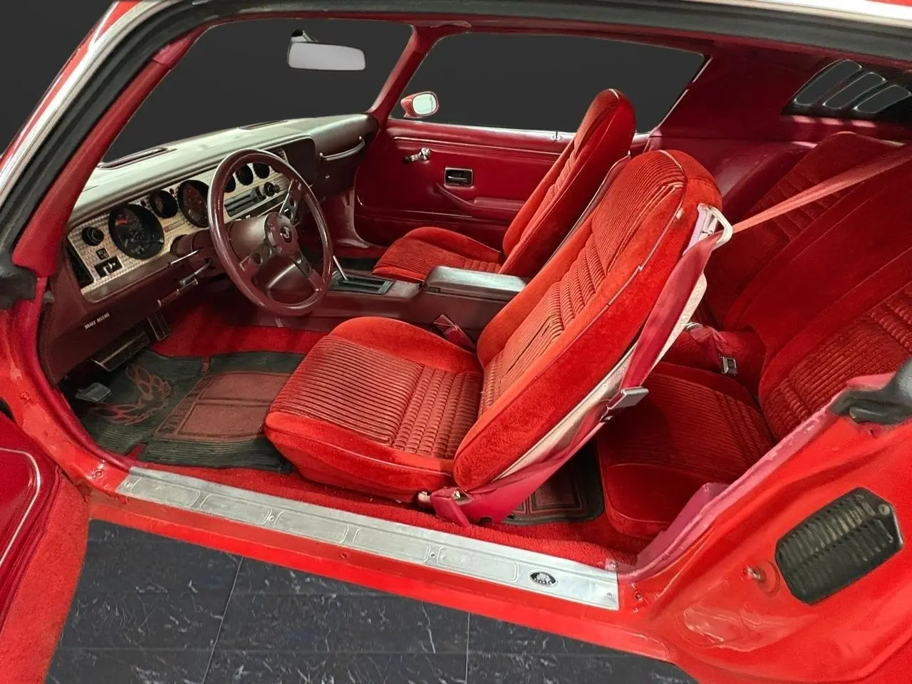 1981 Pontiac Firebird Trans Am LS Conversion thumbnail 8