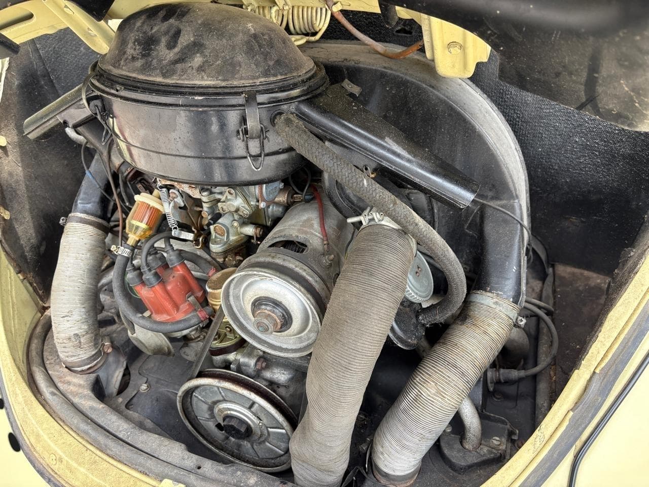 1968 Volkswagen Beetle Convertible thumbnail 18