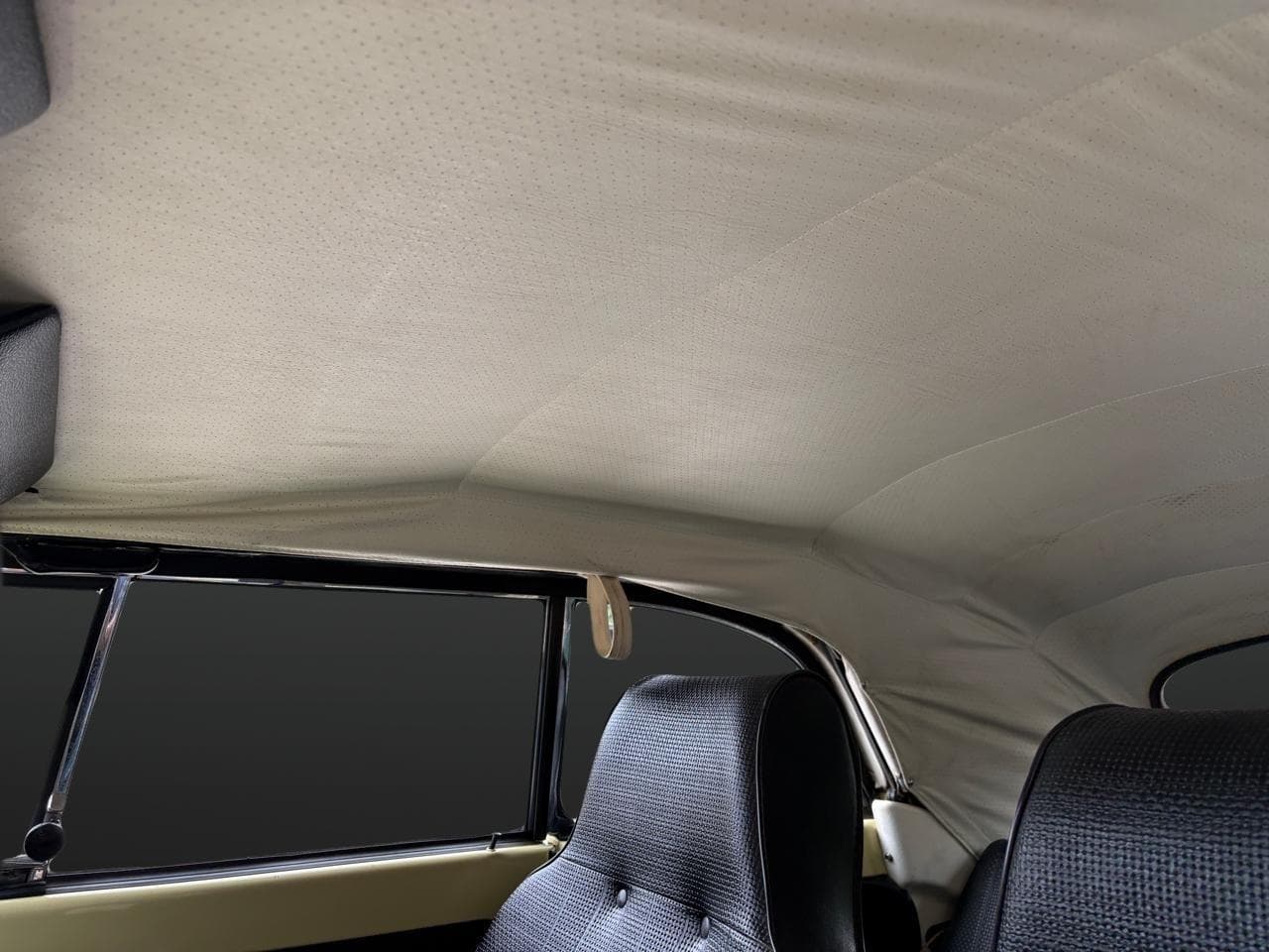 1968 Volkswagen Beetle Convertible thumbnail 28