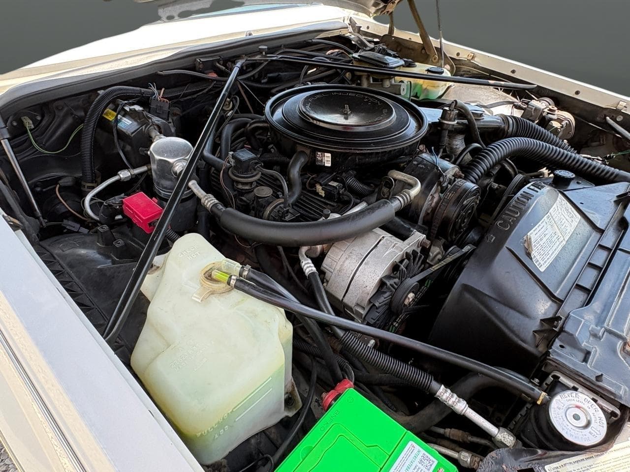 1984 Cadillac Seville 4dr Sedan thumbnail 18