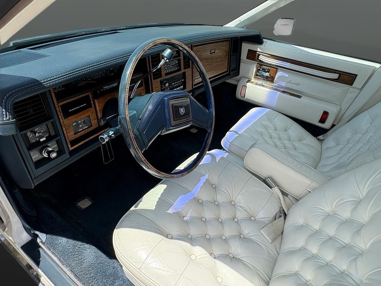 1984 Cadillac Seville 4dr Sedan thumbnail 19