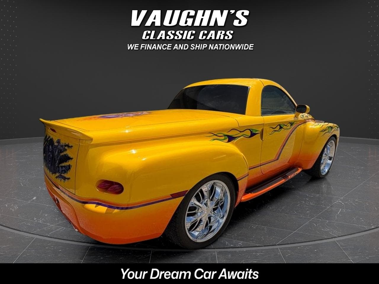 2004 Chevrolet SSR Custom thumbnail 3