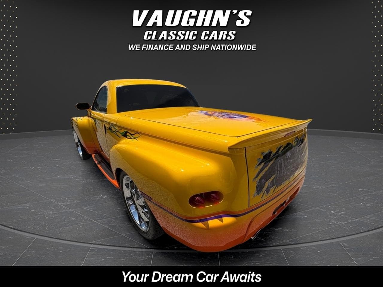 2004 Chevrolet SSR Custom thumbnail 4