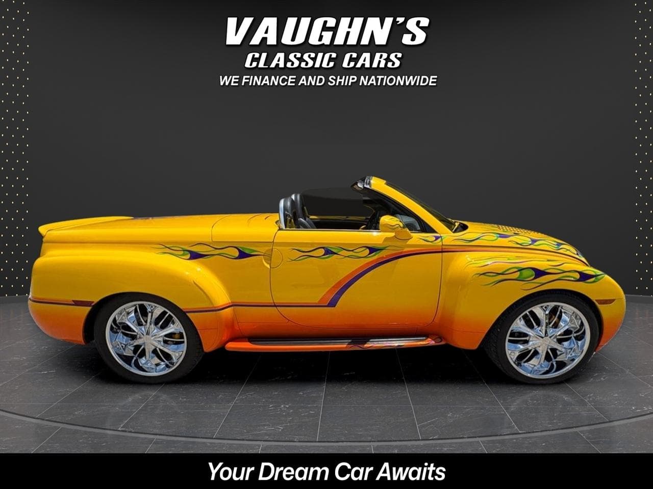 2004 Chevrolet SSR Custom thumbnail 9
