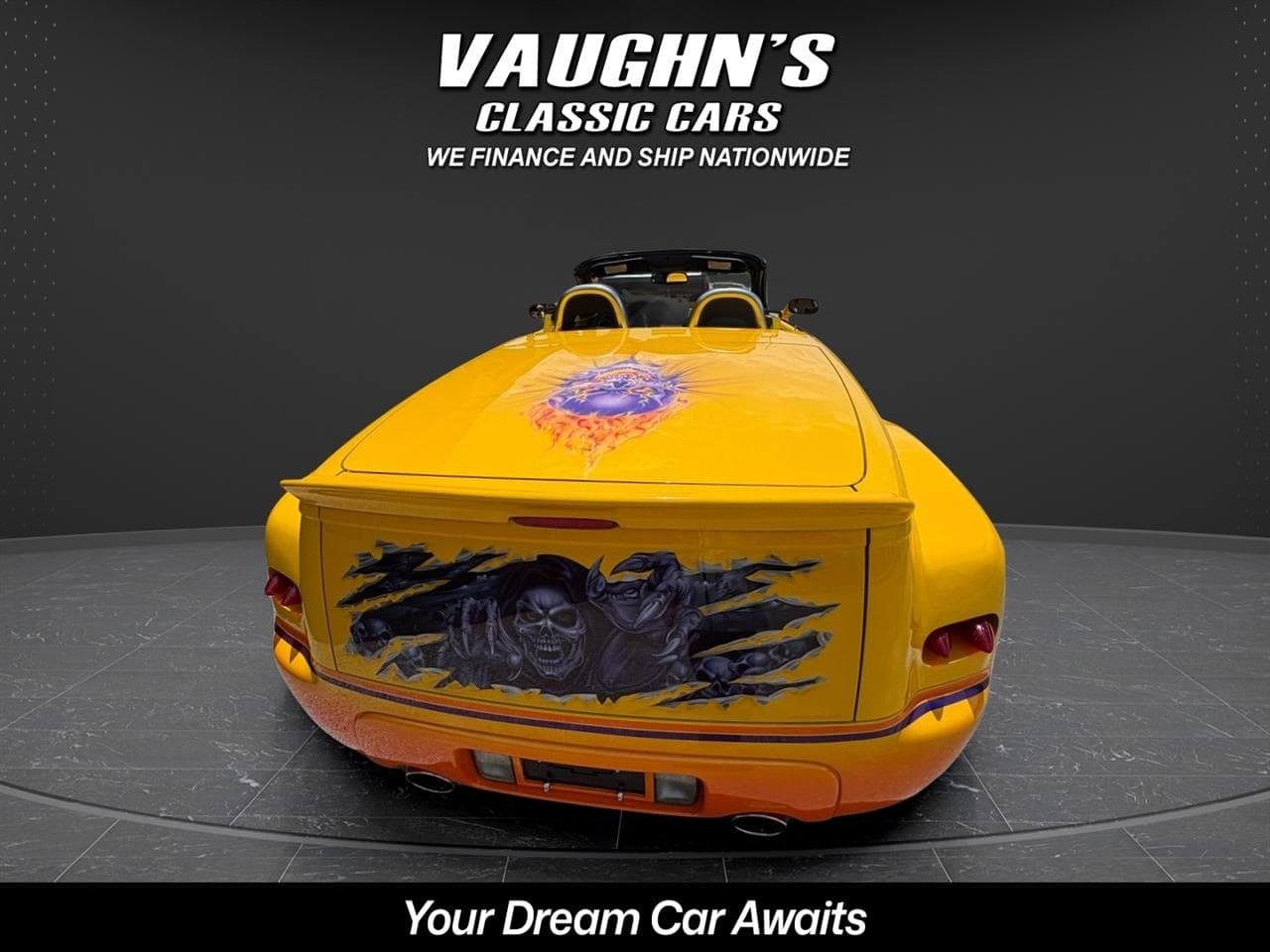 2004 Chevrolet SSR Custom thumbnail 11