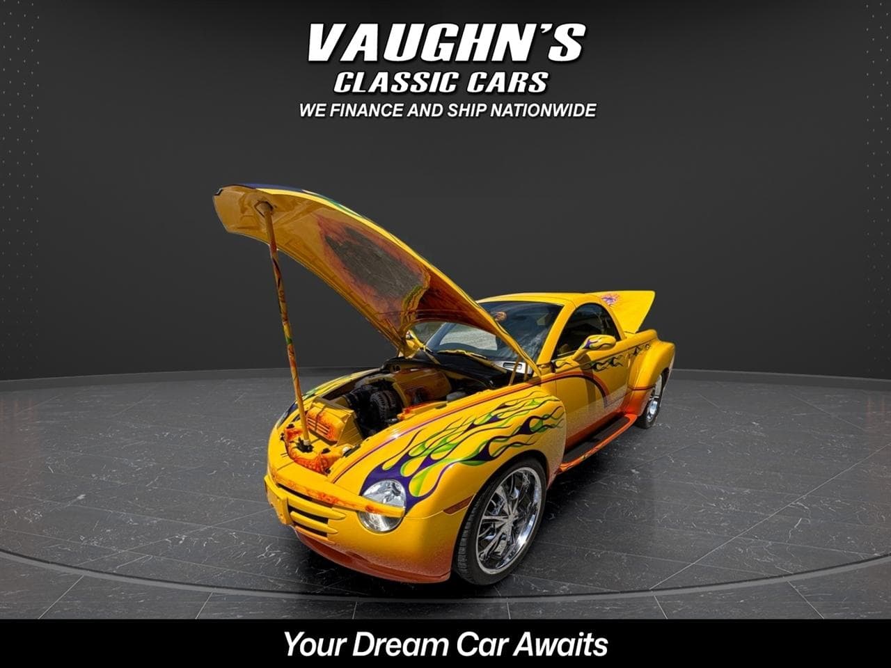 2004 Chevrolet SSR Custom thumbnail 12