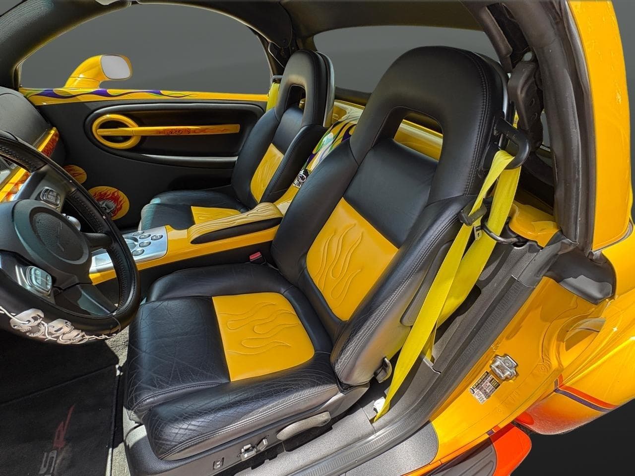 2004 Chevrolet SSR Custom thumbnail 25