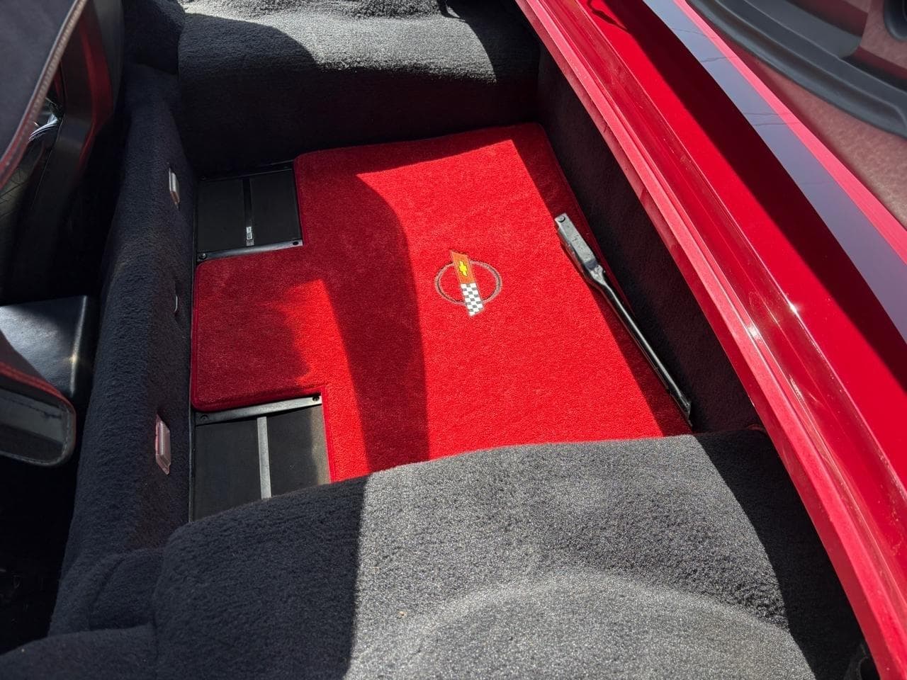 1989 Chevrolet Corvette 2dr Convertible thumbnail 16