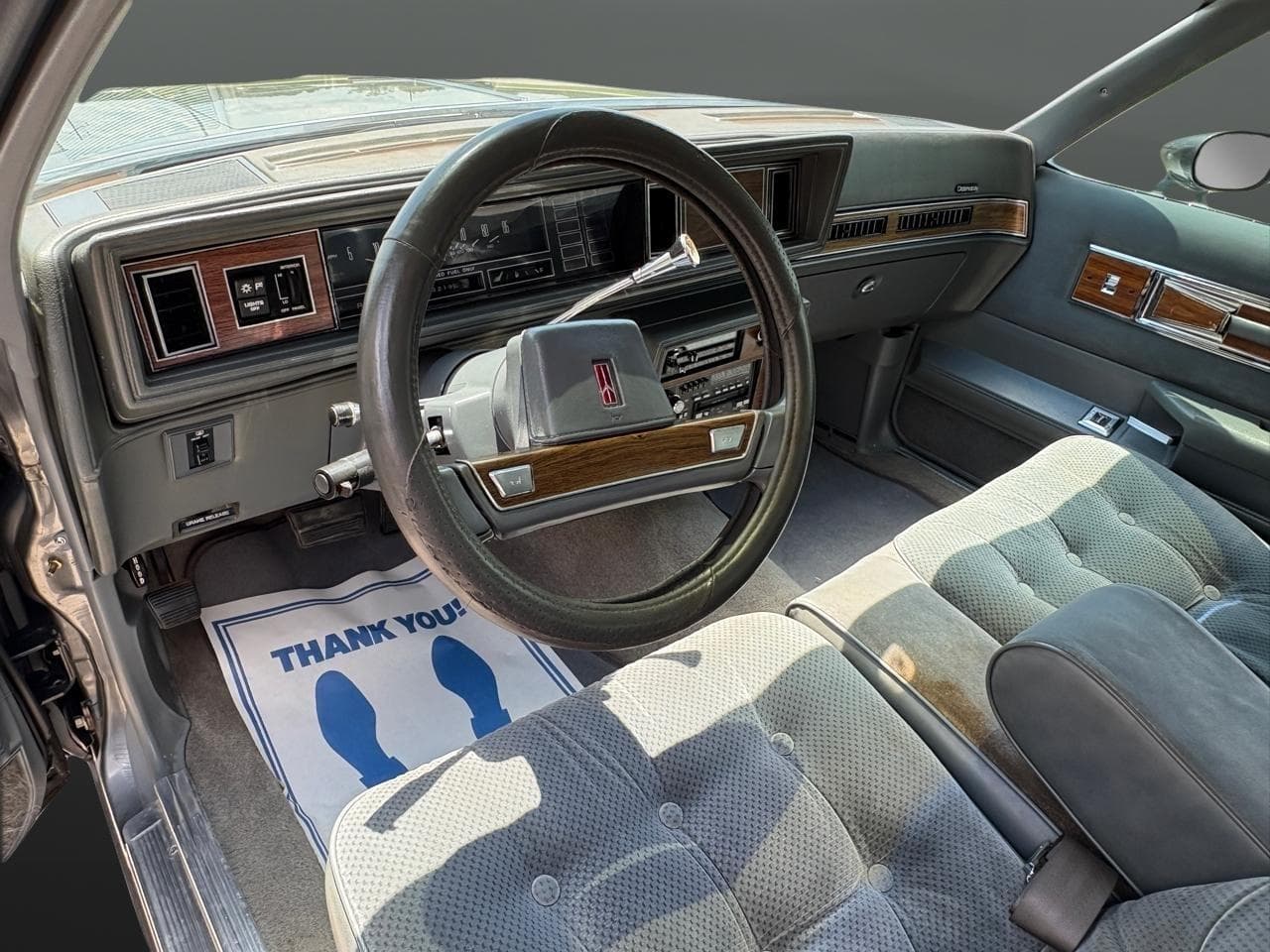 1987 Oldsmobile Cutlass Supreme 2dr Coupe Brougham thumbnail 24