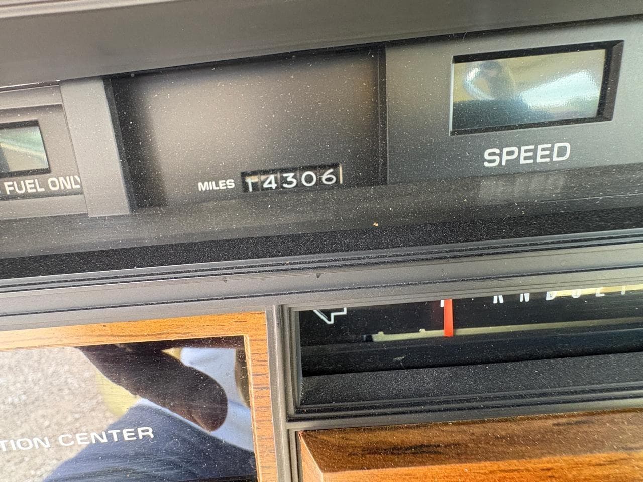 1984 Cadillac Seville 4dr Sedan thumbnail 20