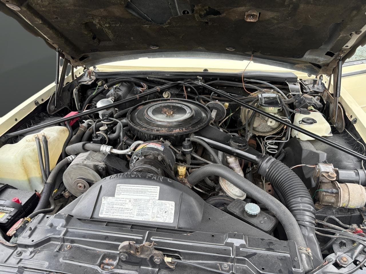 1984 Cadillac Seville 4dr Sedan thumbnail 22
