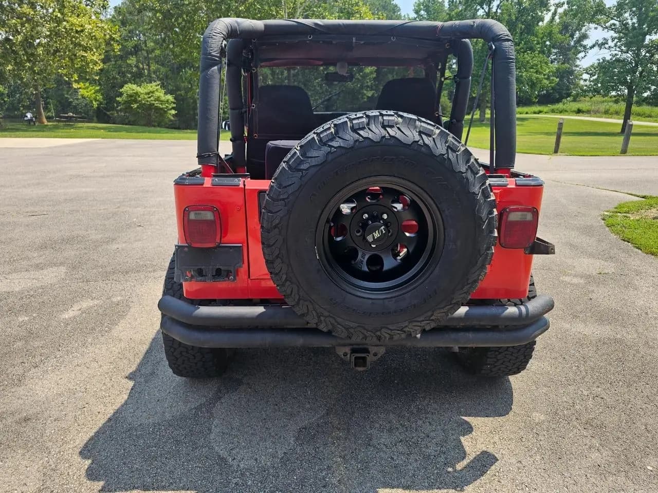 1995 Jeep Wrangler 2dr SE thumbnail 6