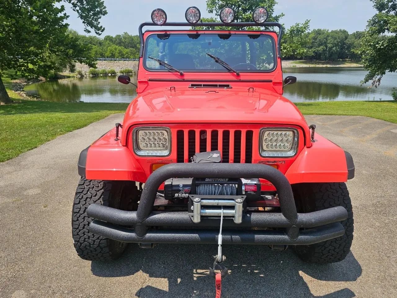 1995 Jeep Wrangler 2dr SE thumbnail 12