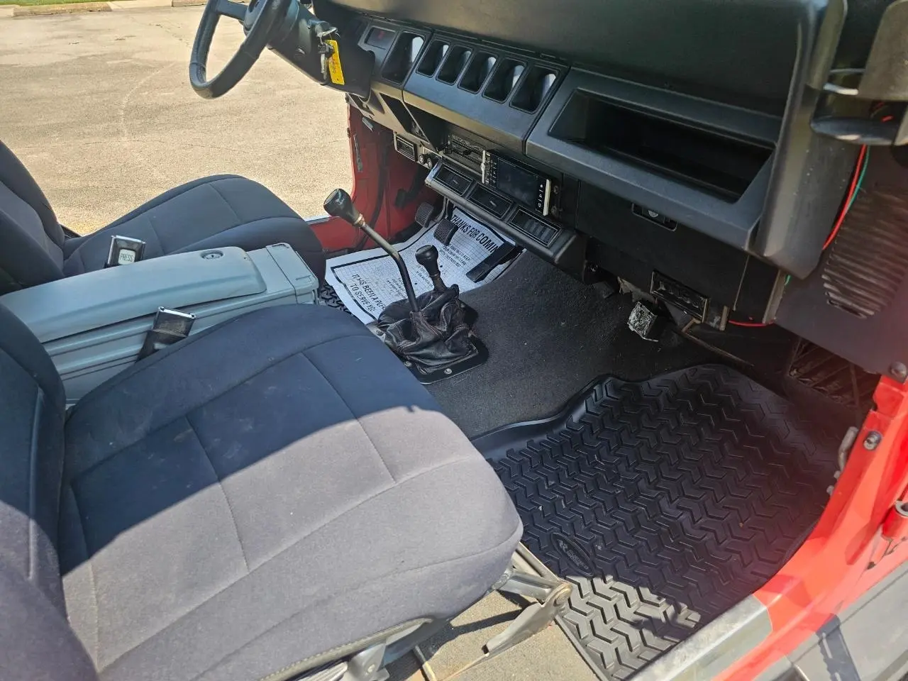 1995 Jeep Wrangler 2dr SE thumbnail 15