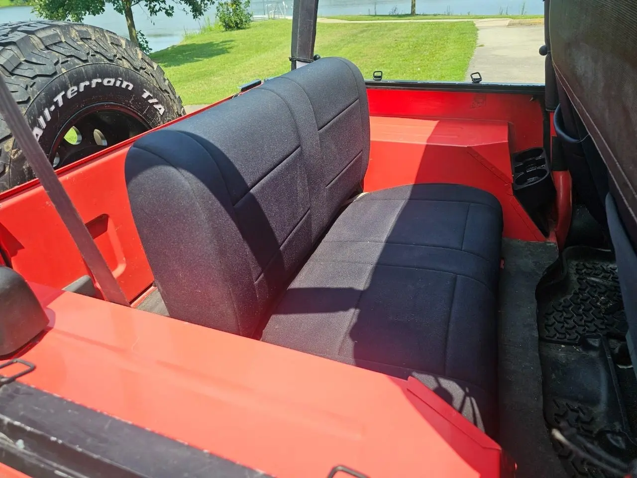 1995 Jeep Wrangler 2dr SE thumbnail 16