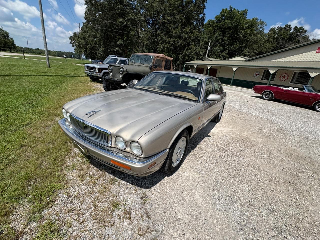1995 Jaguar XJ6 Base thumbnail 3