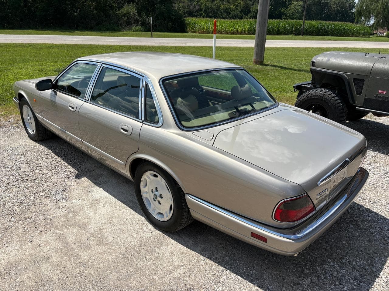 1995 Jaguar XJ6 Base thumbnail 5