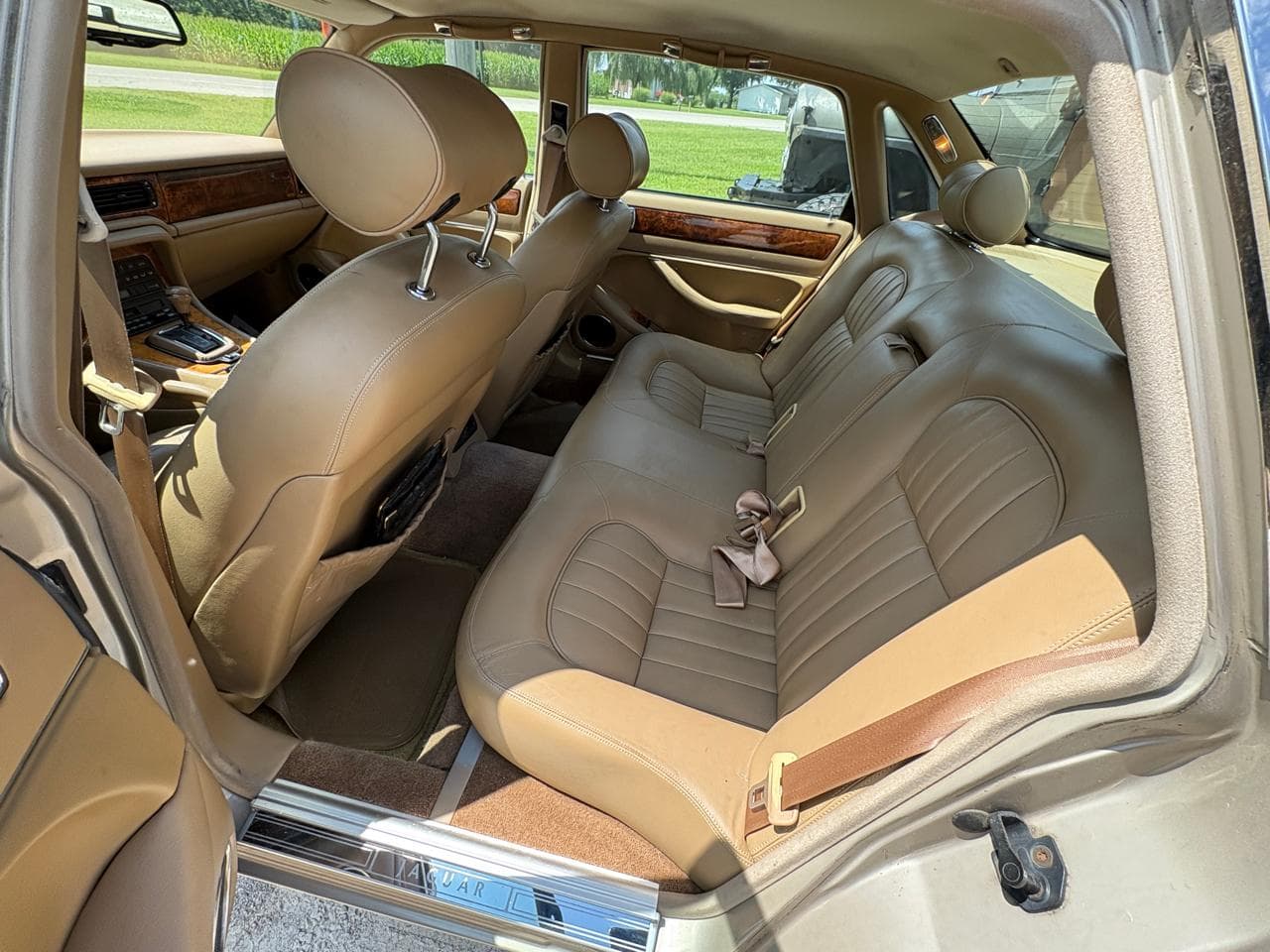 1995 Jaguar XJ6 Base thumbnail 27