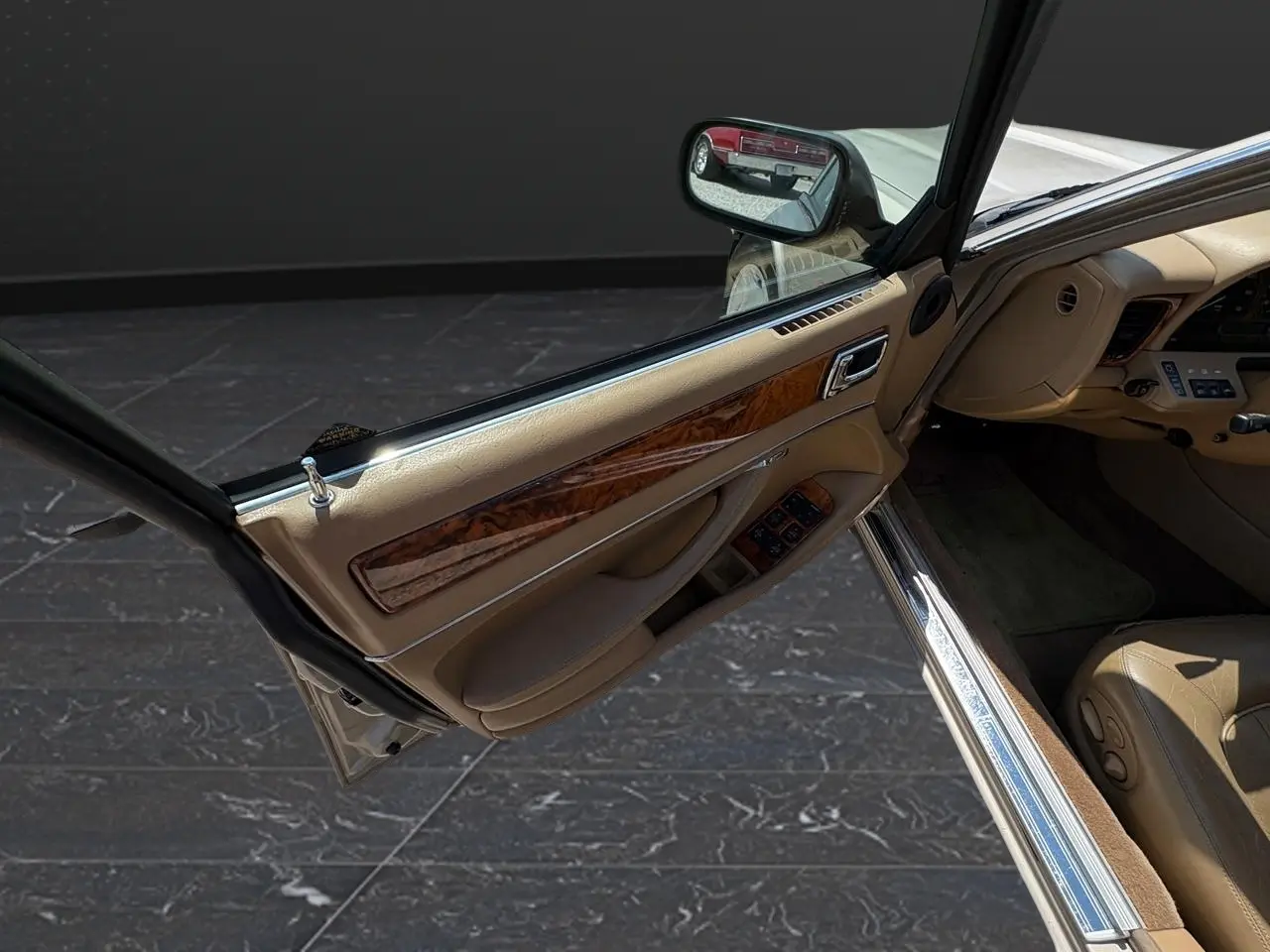 1995 Jaguar XJ6 Base thumbnail 28