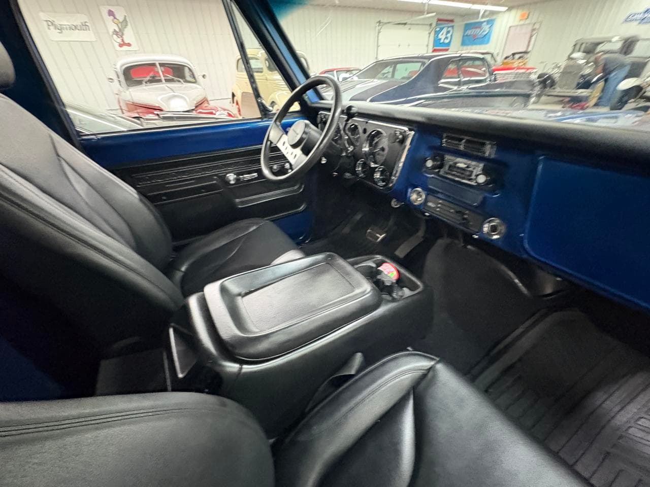 1972 Chevrolet C/K 10 Series Shortbed Restomod thumbnail 16