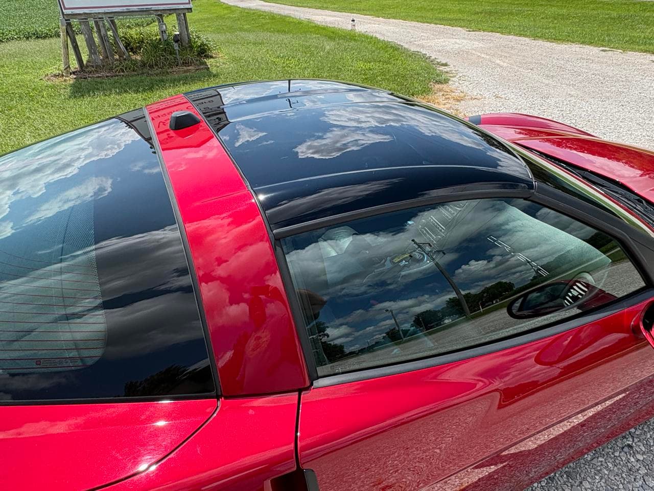 2005 Chevrolet Corvette 2D Coupe thumbnail 18