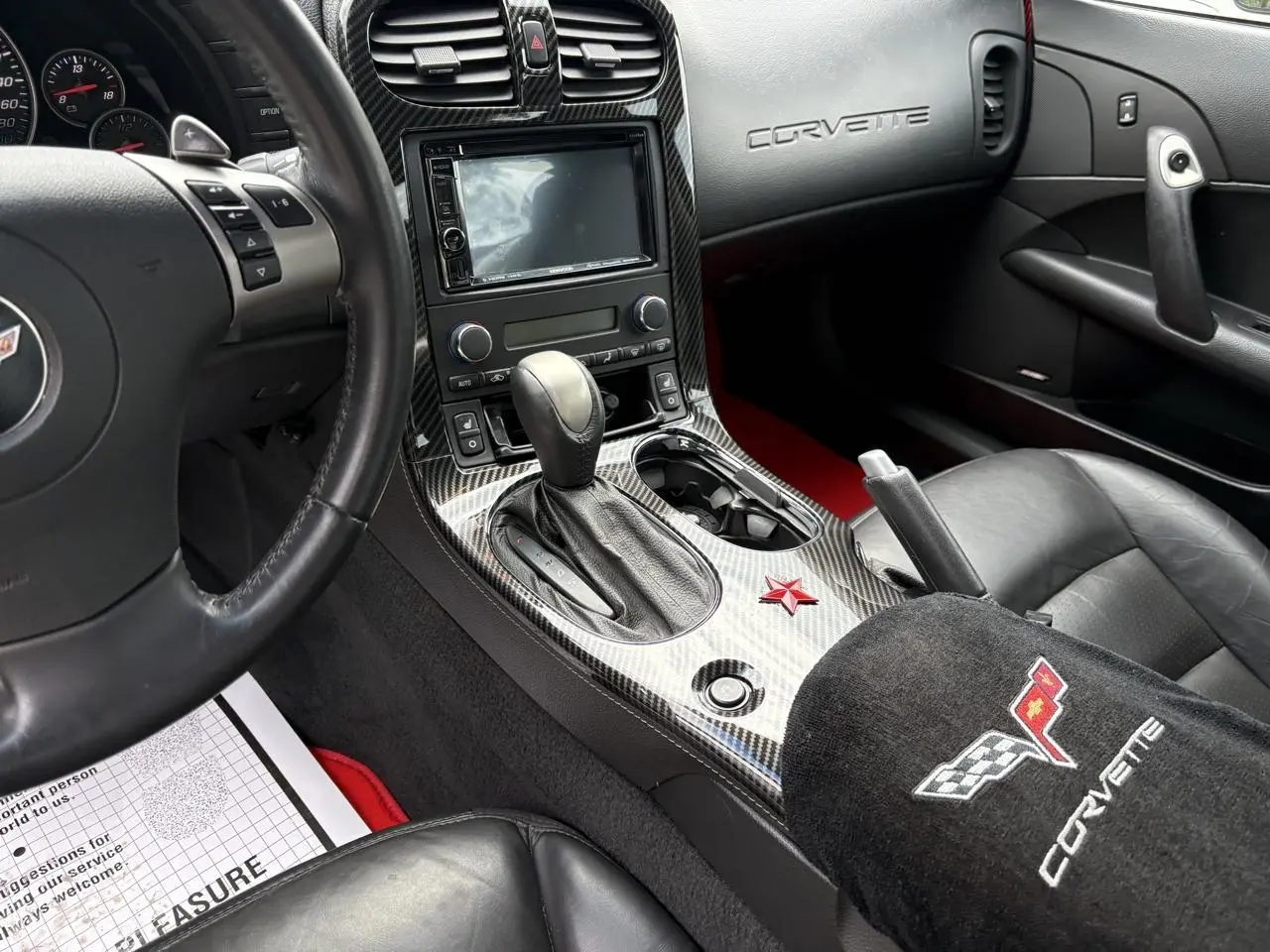 2009 Chevrolet Corvette 3LT Convertible thumbnail 23