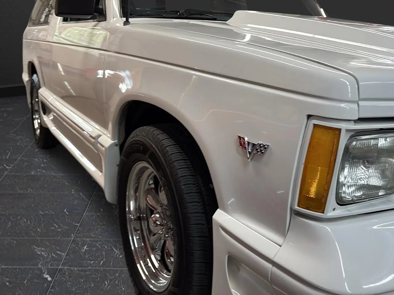 1984 Chevrolet S10 Blazer 2-Door 2WD thumbnail 5
